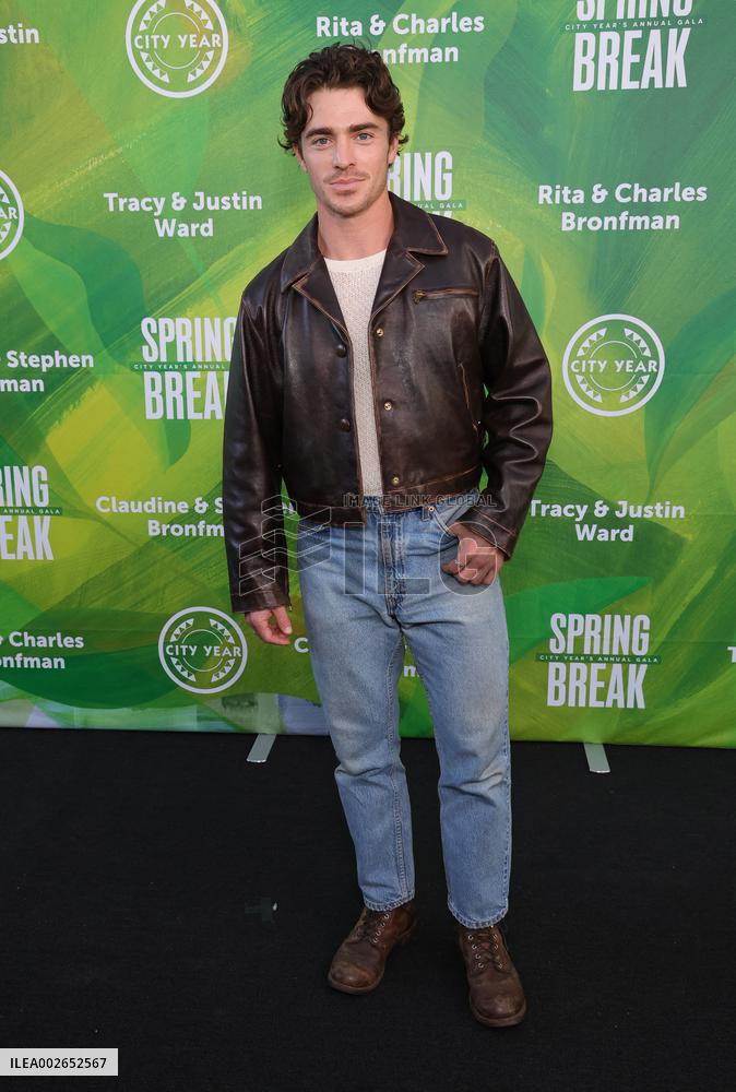 City Year Los Angeles' 13th Annual Spring Break Event