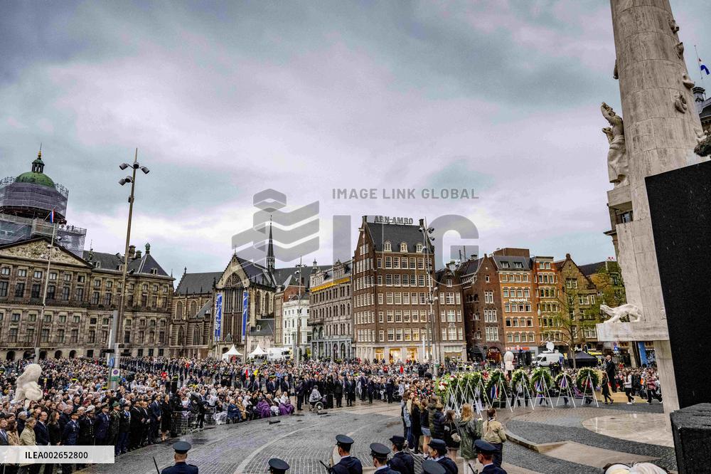 Royals At National Remembrance Day Ceremony - Amsterdam
