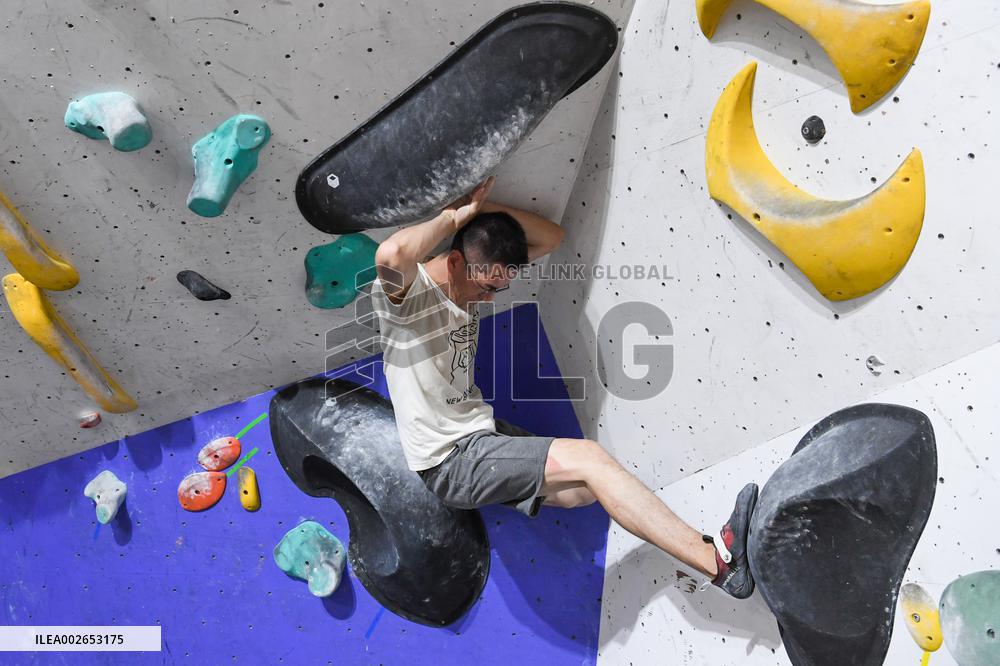 (ChineseToday)New lifestyle gains popularity among young Chinese