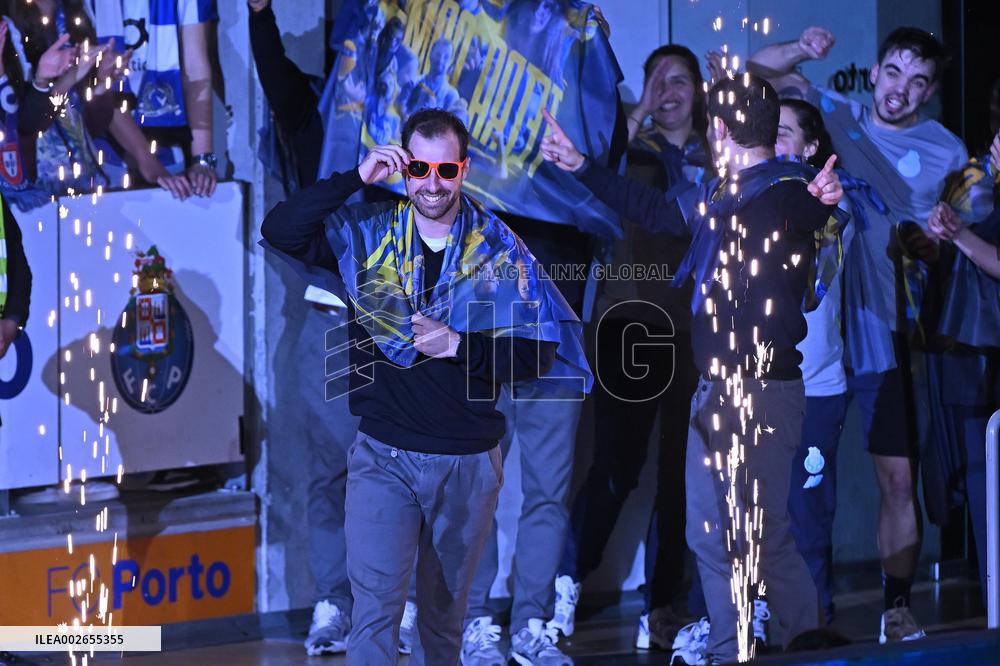 Voleibol Feminino : FC Porto vs Colégio Efanor