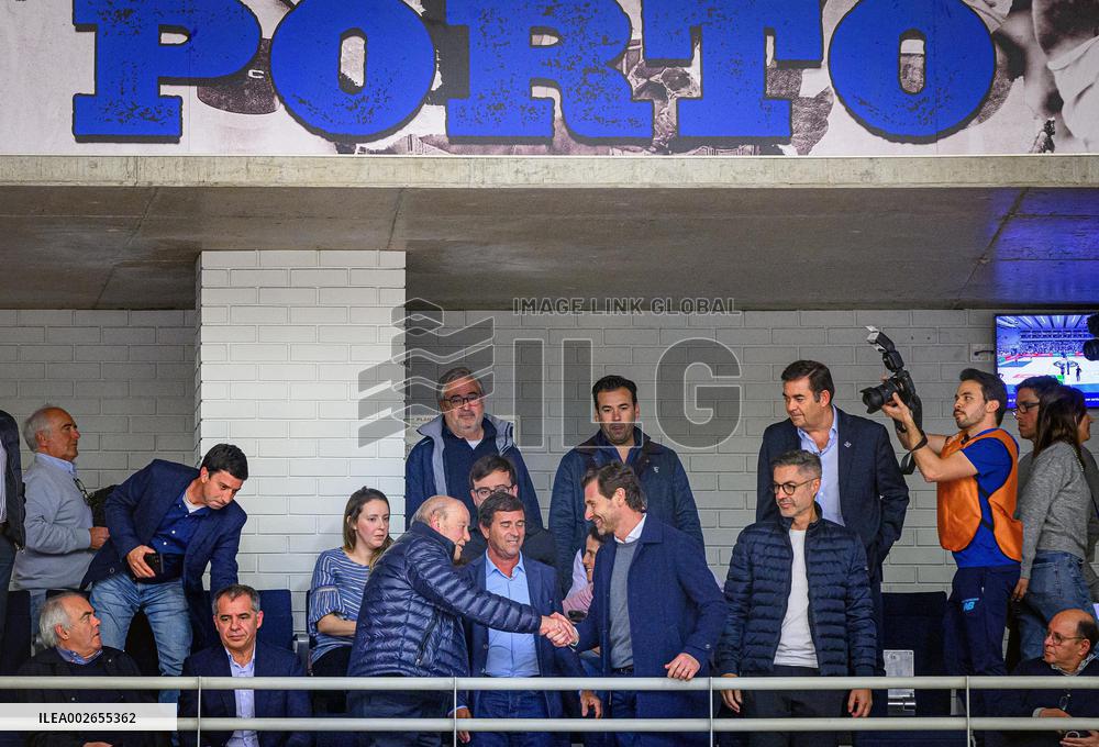 Voleibol Feminino : FC Porto vs Colégio Efanor
