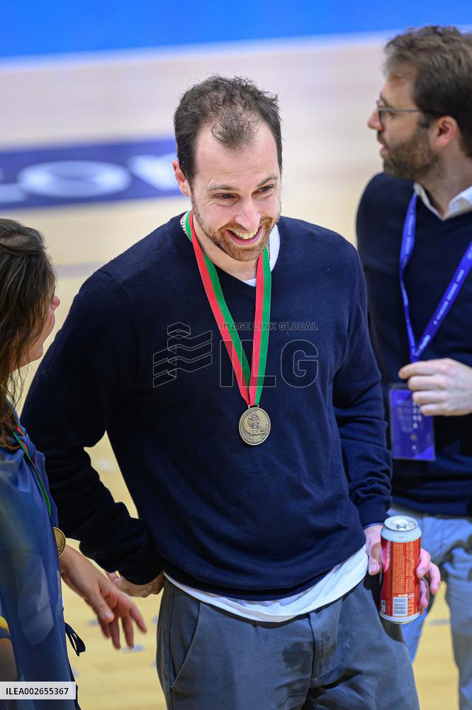 Voleibol Feminino : FC Porto vs Colégio Efanor