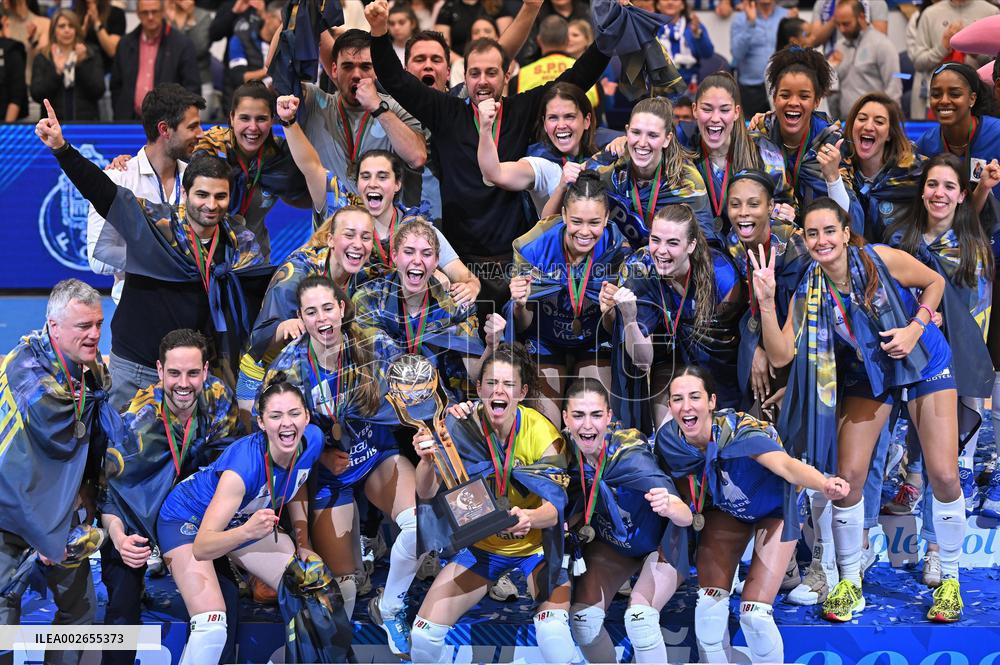 Voleibol Feminino : FC Porto vs Colégio Efanor