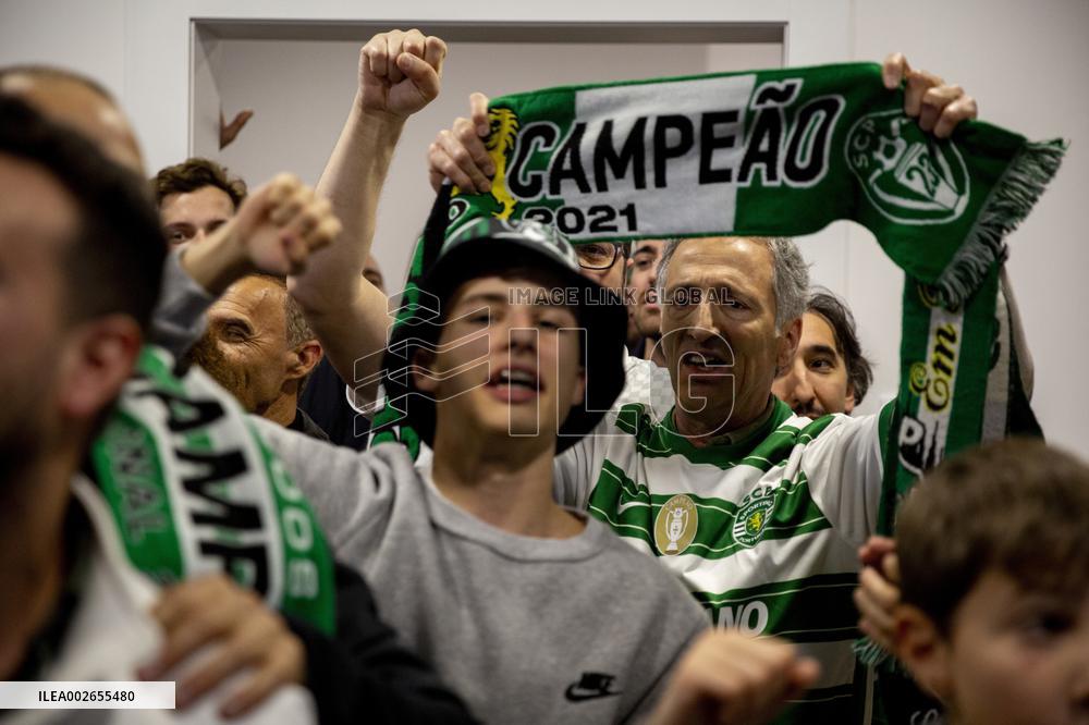 Festejos do Sporting campeão 2023/2024 no Solar do Norte