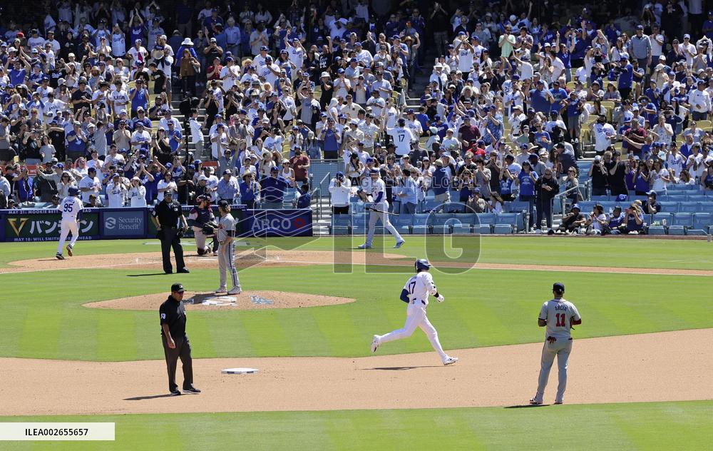 Baseball: Braves vs. Dodgers