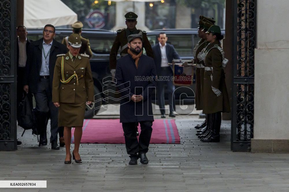 President of Chile Gabriel Boric arrives at the Palacio de La Mo