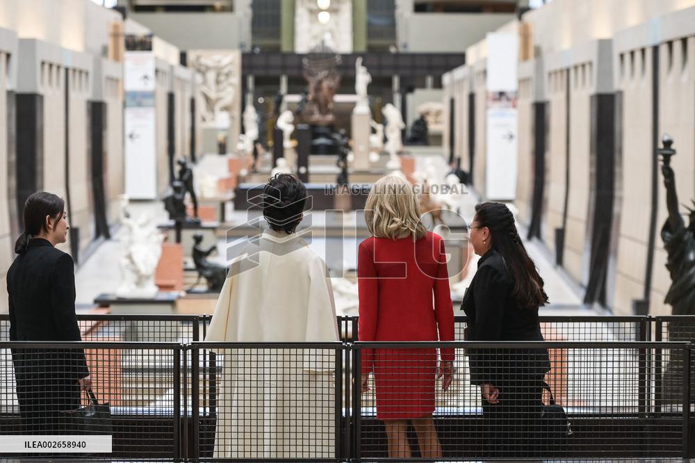 First Ladies Visit The Musee d'Orsay - Paris