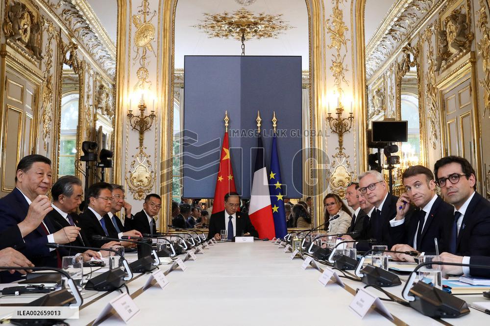 Emmanuel Macron and Xi Jinping Working Session At Elysee Palace - Paris