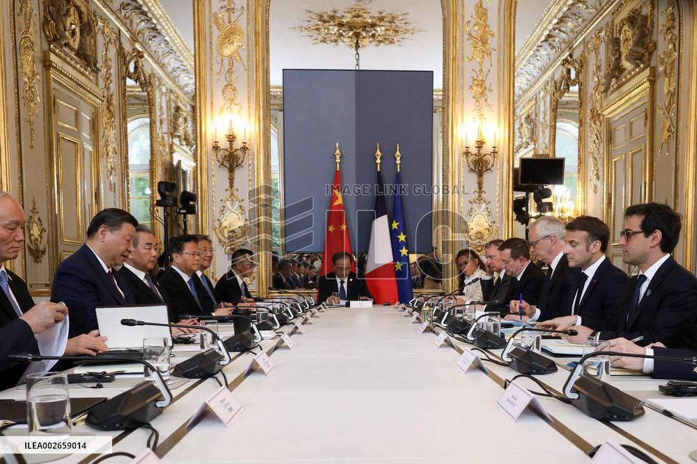 Emmanuel Macron and Xi Jinping Working Session At Elysee Palace - Paris