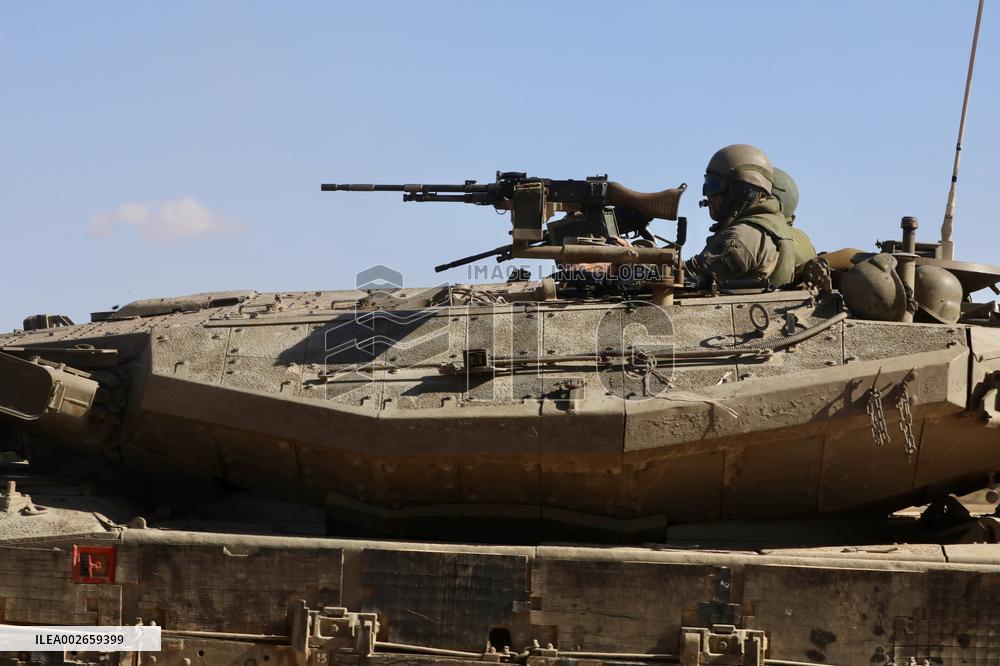 ISRAEL-SHALOM KEREM CROSSING-GAZA-BORDER-ARMY
