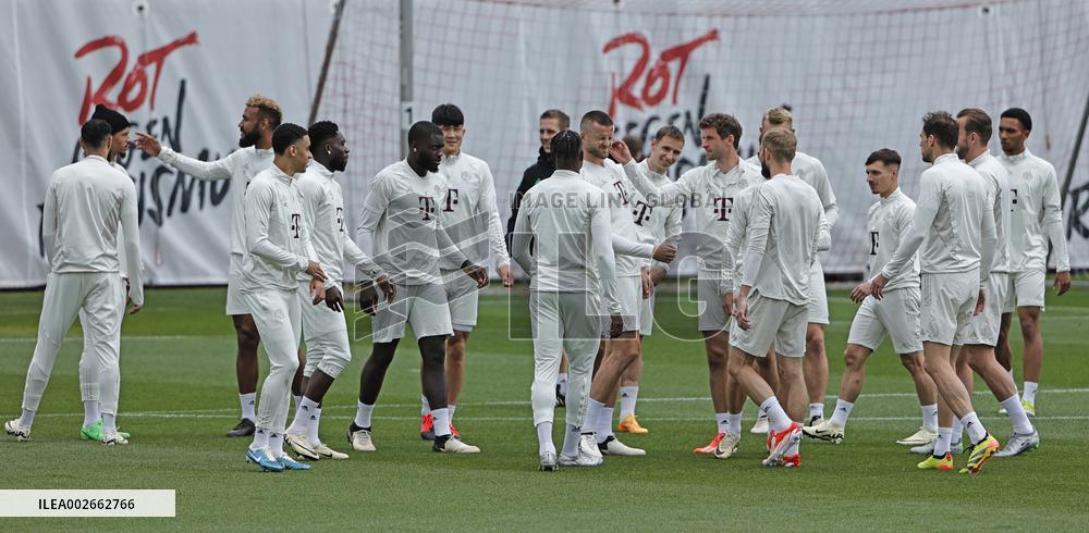 (SP)GERMANY-MUNICH-FOOTBALL-UEFA CHAMPIONS LEAGUE-BAYERN MUNICH-TRAINING SESSION