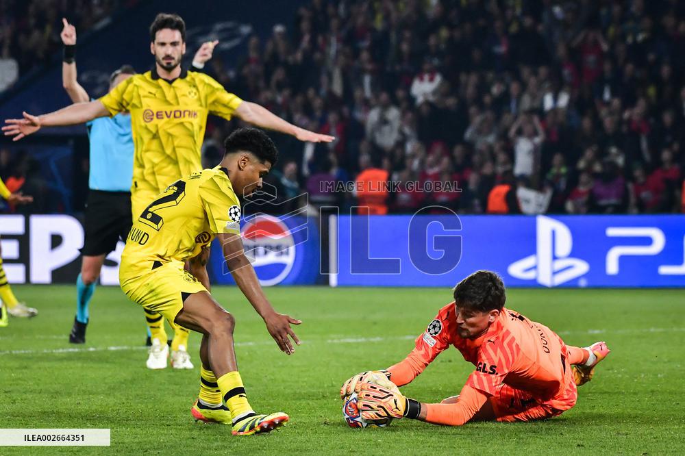 Champions League PSG vs Borussia Dortmund FA
