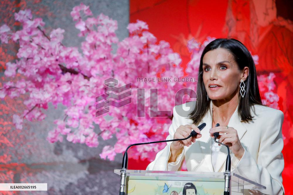 Queen Letizia At Barco De Vapor Awards - Madrid