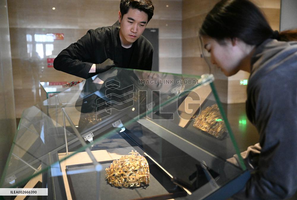 (MASTER OF CRAFTS) CHINA-TIANJIN-MA'S FILIGREE MOSAIC ART-INHERITOR (CN)