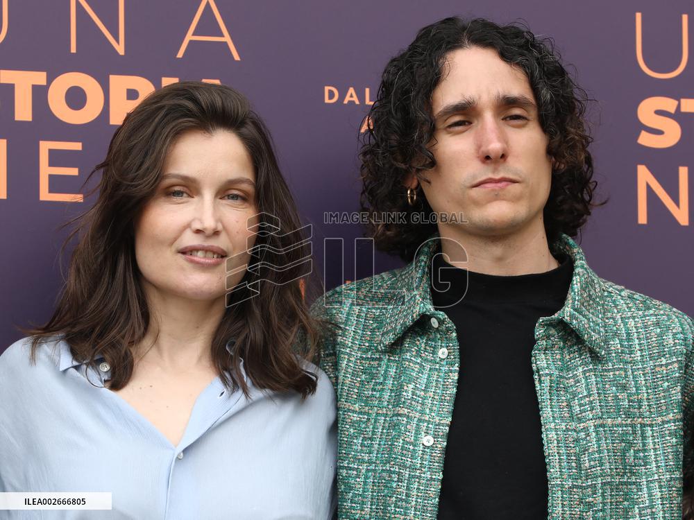 Laetitia Casta At Una Storia Nera Photocall - Rome