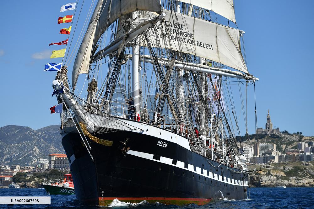 (SP)FRANCE-MARSEILLE-OLYMPIC FLAME-THE BELEM