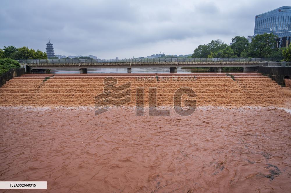 Rainstorm Hit Nanning