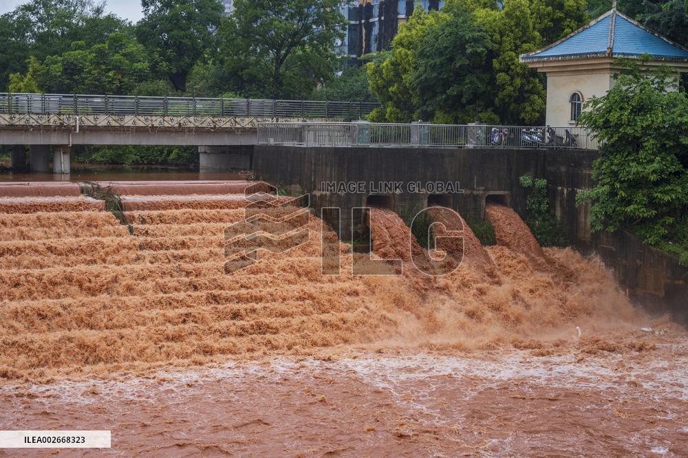 Rainstorm Hit Nanning