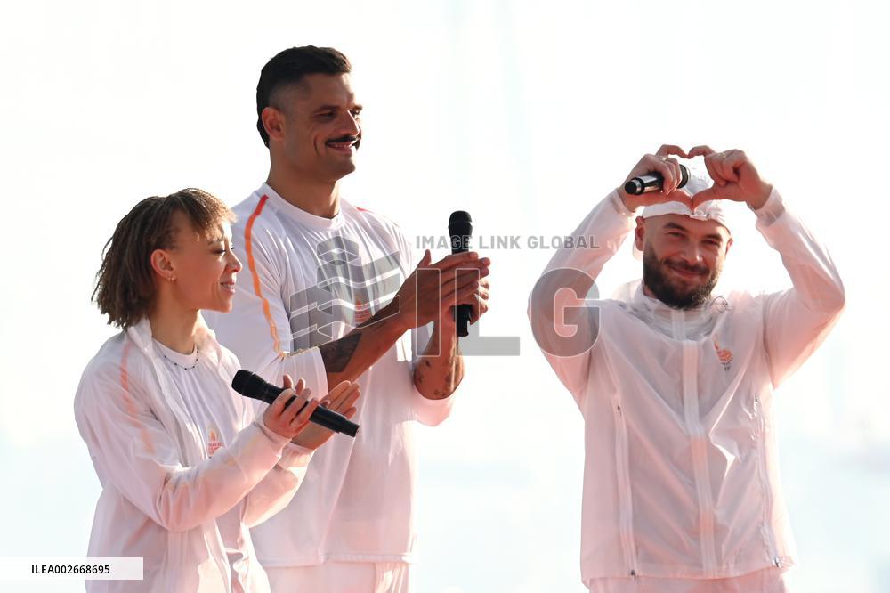 (SP)FRANCE-MARSEILLE-2024 PARIS OLYMPIC FLAME-LANDING