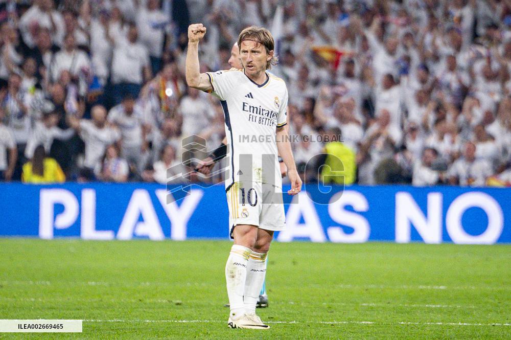 Real Madrid Qualify For Champions League Final