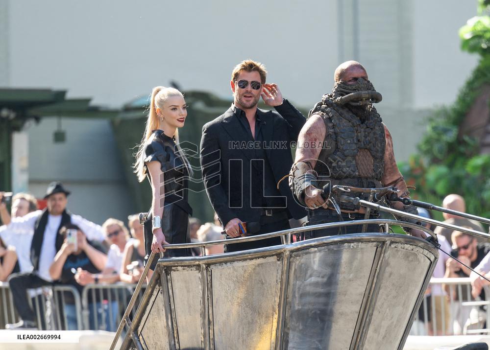 Anya Taylor-Joy and Chris Hemsworth Arrive At Jimmy Kimmel On Mad Max Carriage - LA