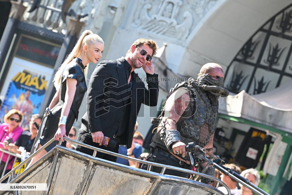 Anya Taylor-Joy and Chris Hemsworth Arrive At Jimmy Kimmel On Mad Max Carriage - LA