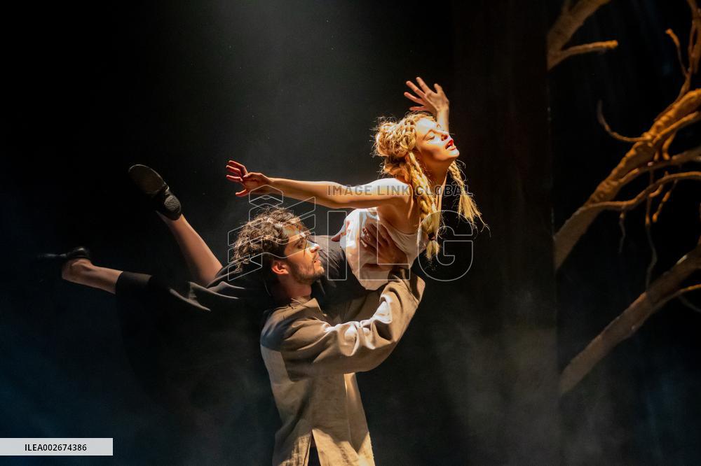 Premiere of Herbs play in Kyiv