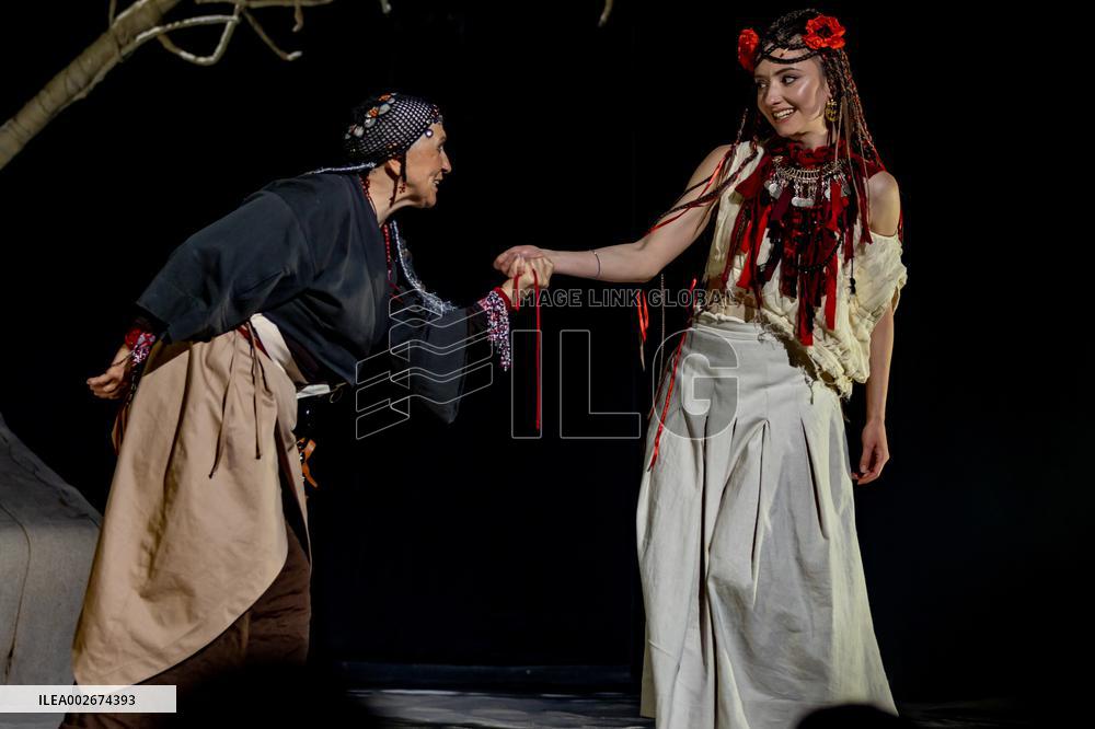 Premiere of Herbs play in Kyiv
