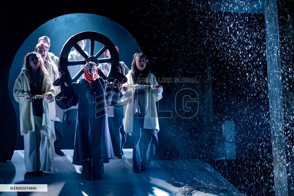 Premiere of Herbs play in Kyiv