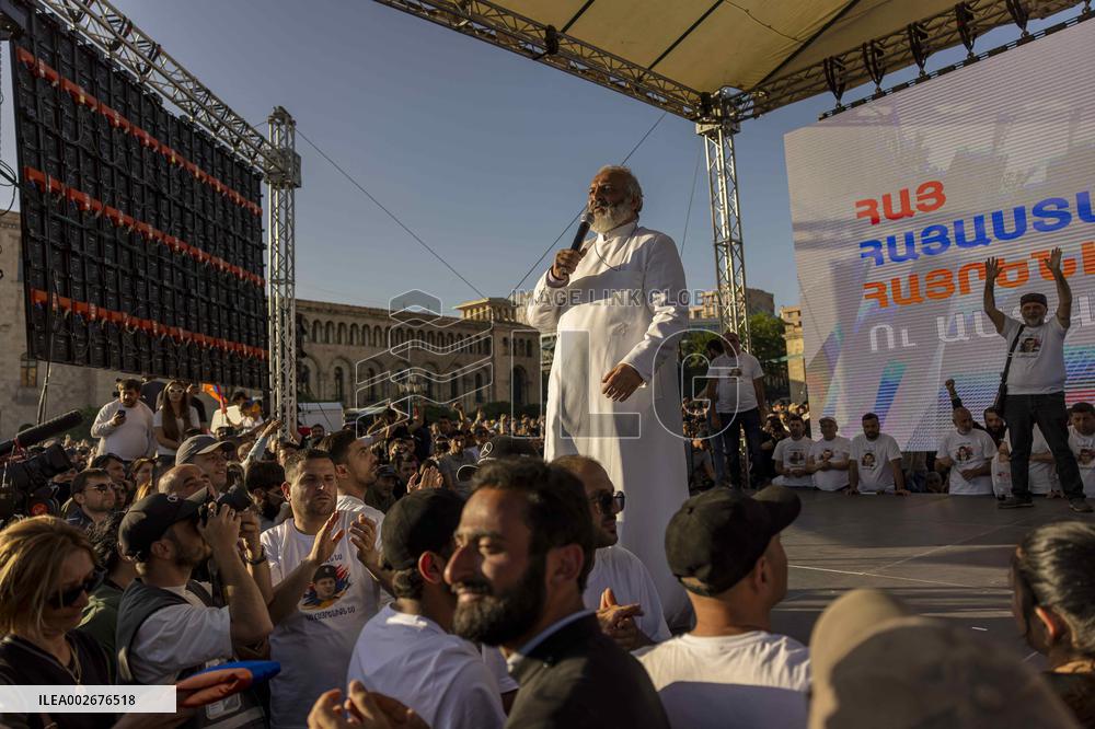 Rally Against Land Transfer To Azerbaijan - Armenia