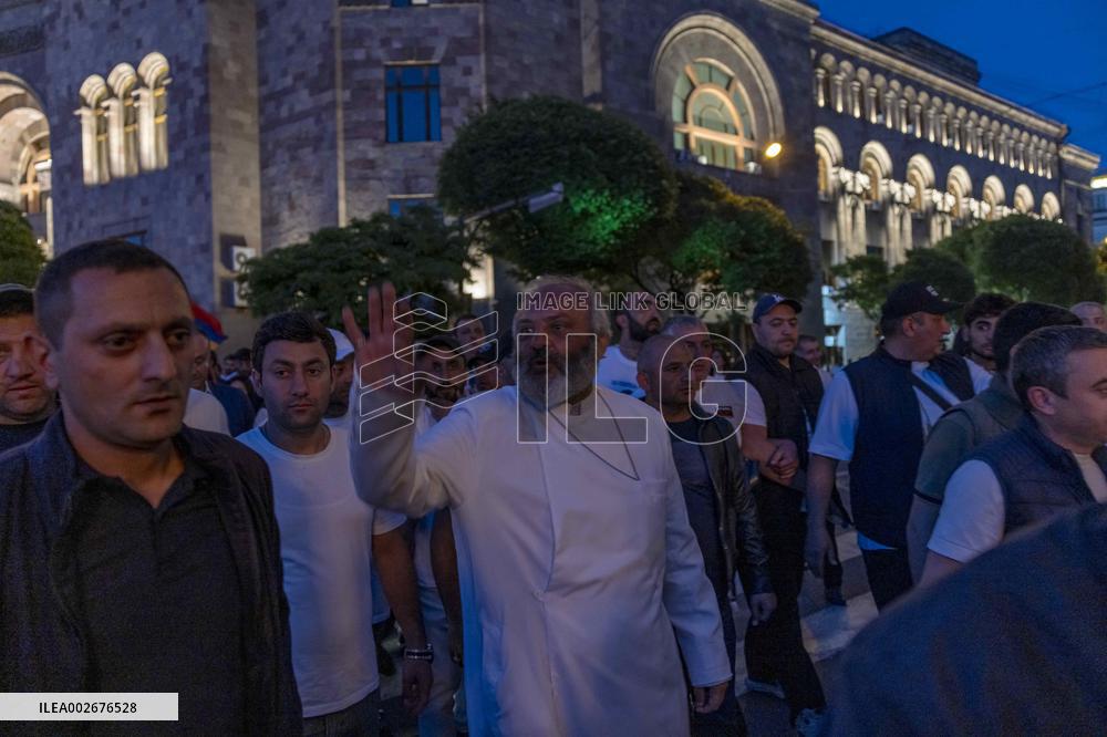 Rally Against Land Transfer To Azerbaijan - Armenia