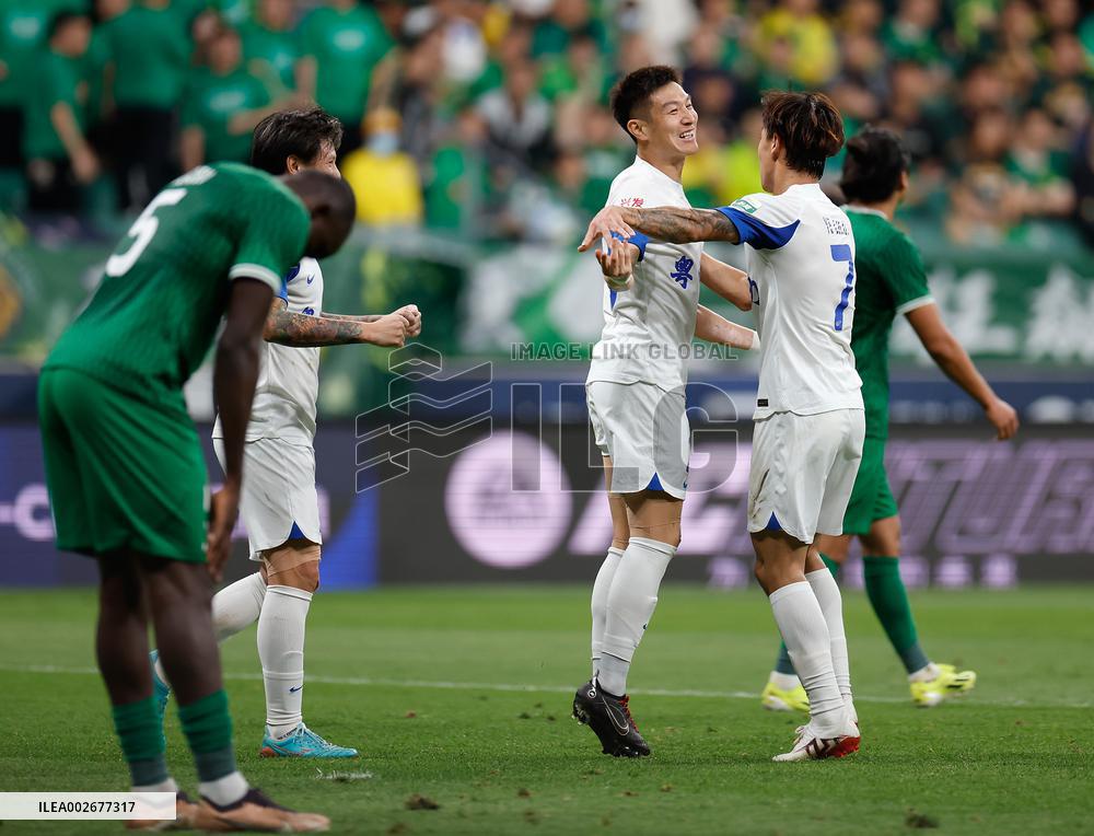 (SP)CHINA-BEIJING-FOOTBALL-CSL-BEIJING GUOAN VS MEIZHOU HAKKA(CN)