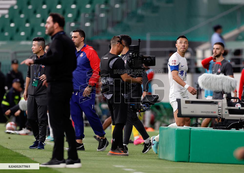 (SP)CHINA-BEIJING-FOOTBALL-CSL-BEIJING GUOAN VS MEIZHOU HAKKA(CN)