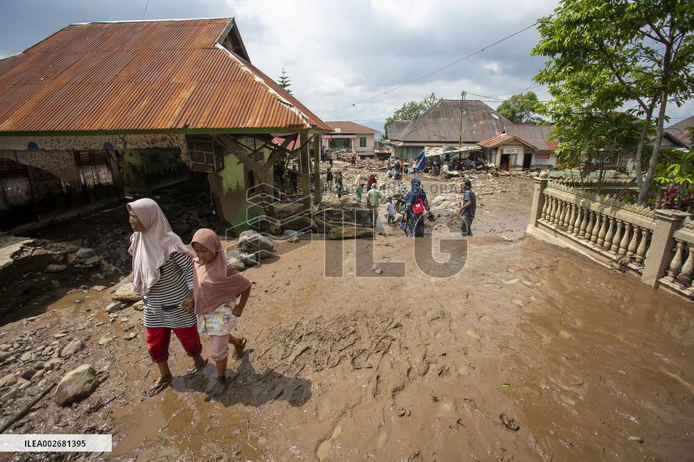 INDONESIA-WEST SUMATRA-MOUNT MARAPI-LAVA FLOODS