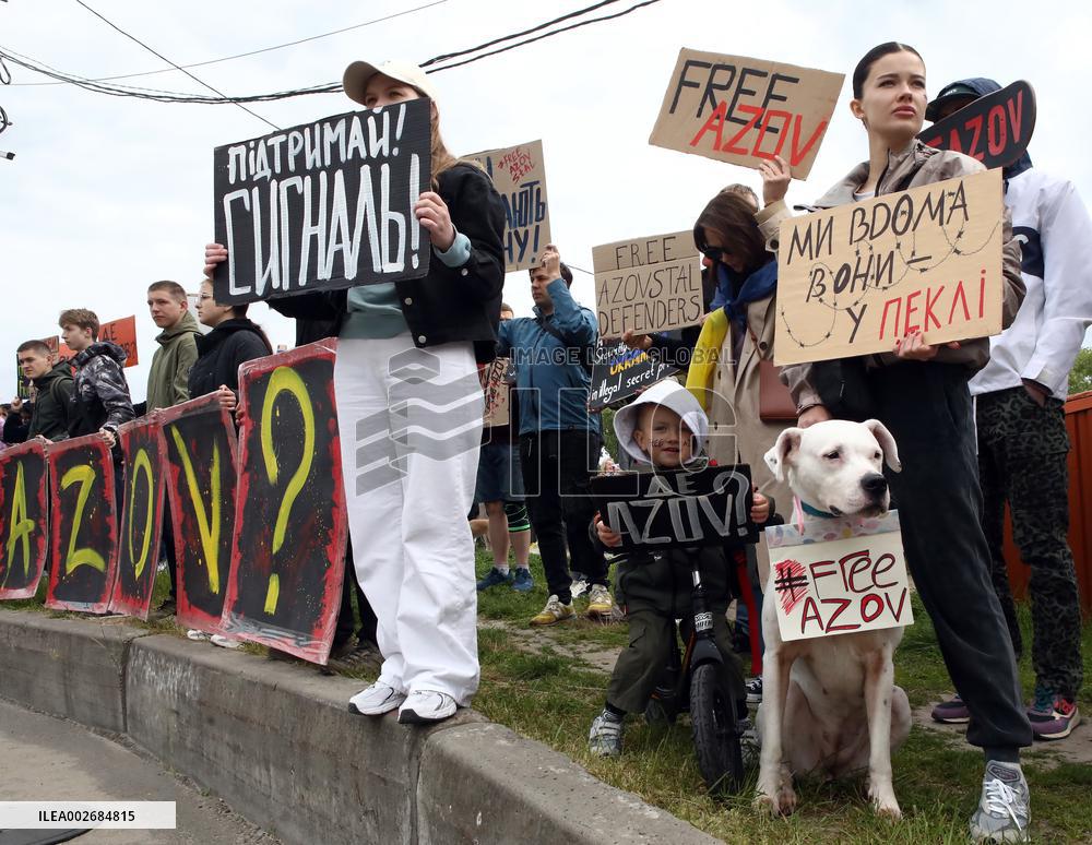 Dont Be Silent! Captivity Kills action held in Kyiv