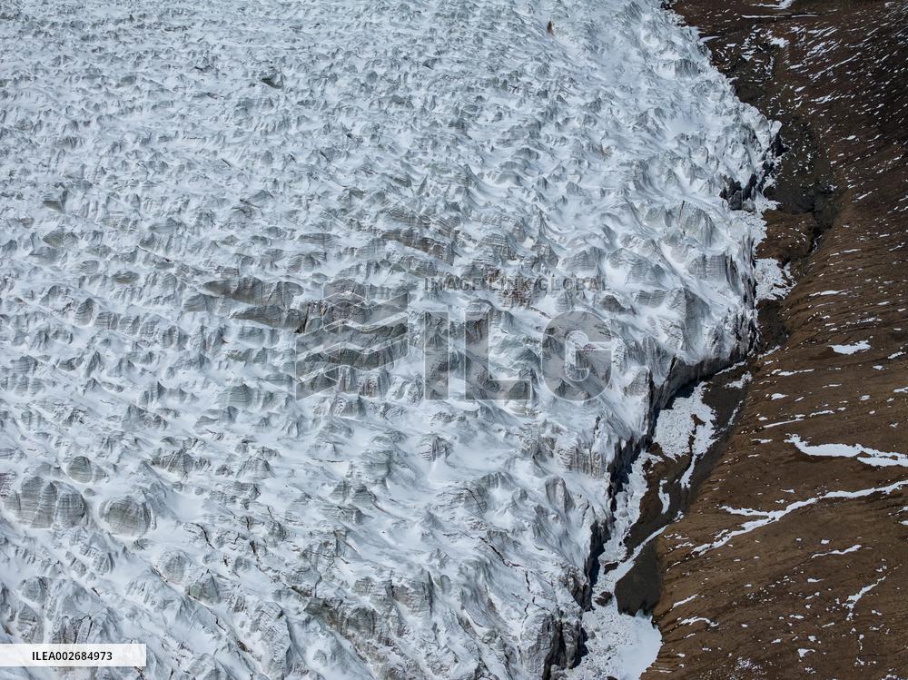 CHINA-XIZANG-ZANGSER KANGRI GLACIER (CN)