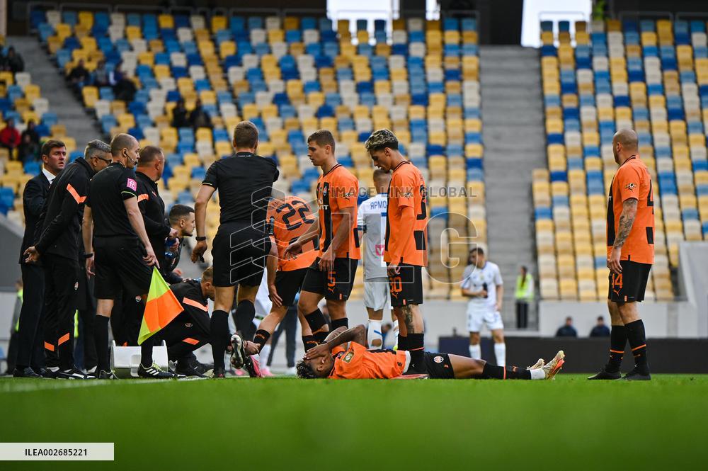 Shakhtar Donetsk beat Dynamo Kyiv 1-0 to become Ukraines Premier League champions