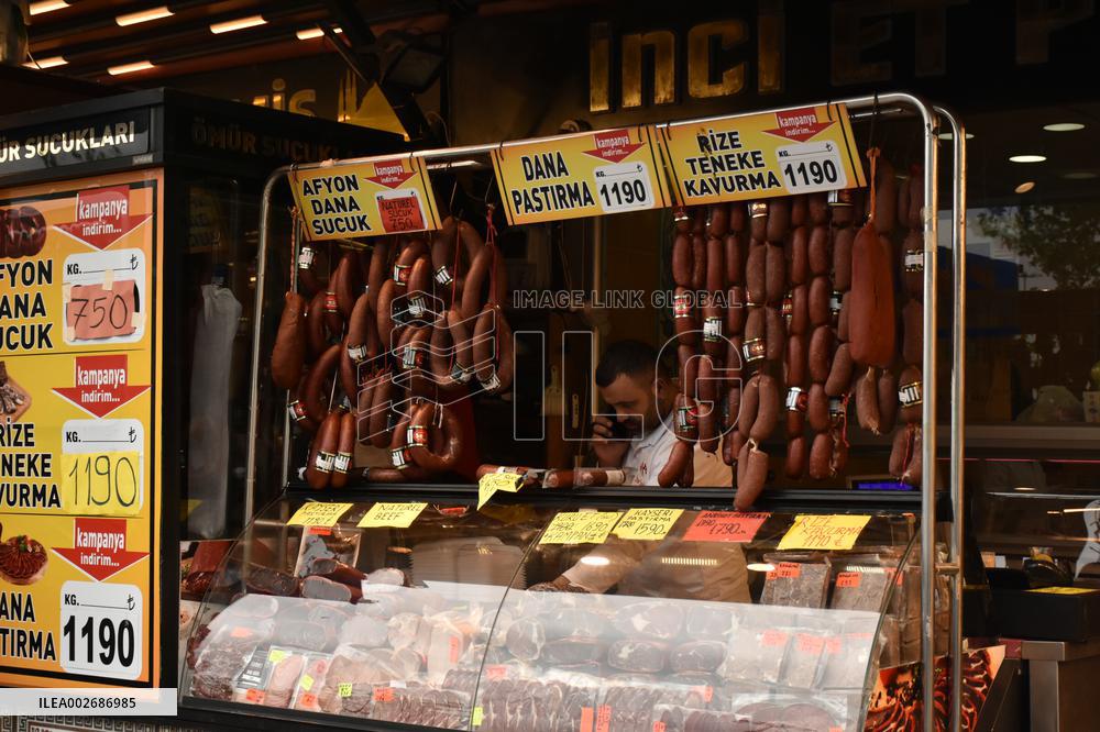 TÜRKIYE-ISTANBUL-INFLATION