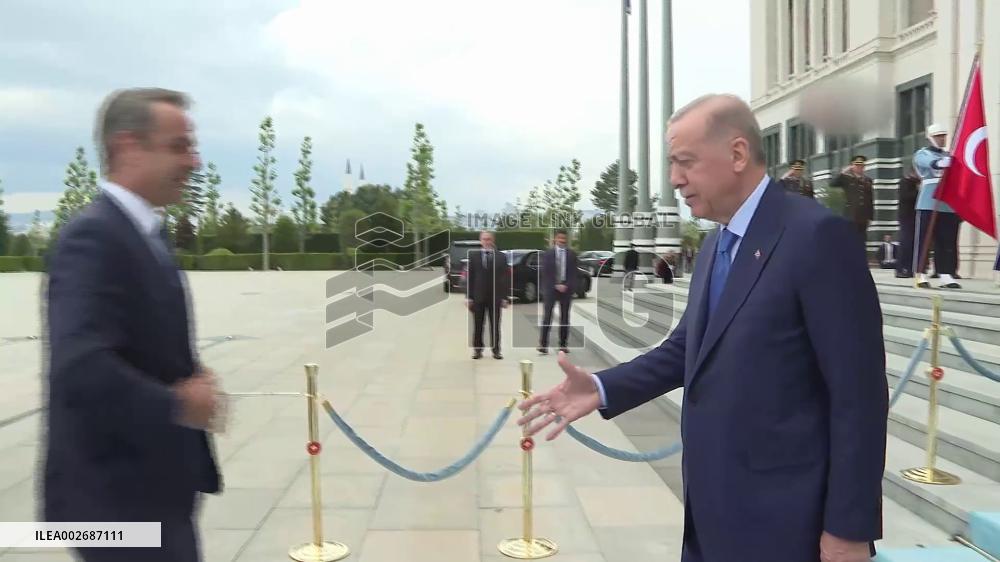 Türkiye's Erdogan, Greek PM stress maintaining positive momentum in ties