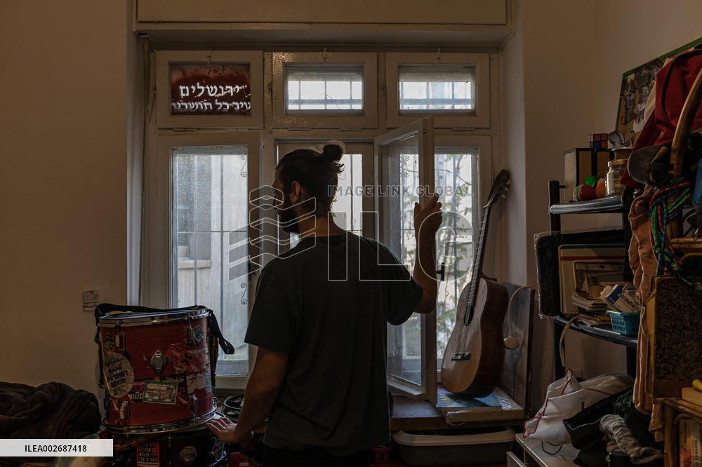 Portraits Project - Resisting the War - Israel