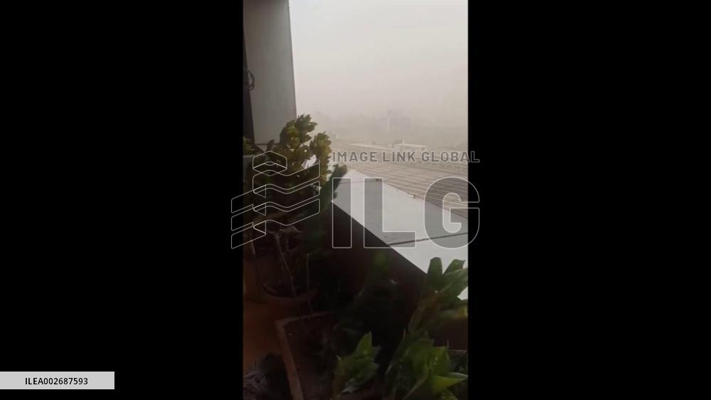 India: Massive Dust Storm Batters Mumbai Causing Casualties, Damage 3