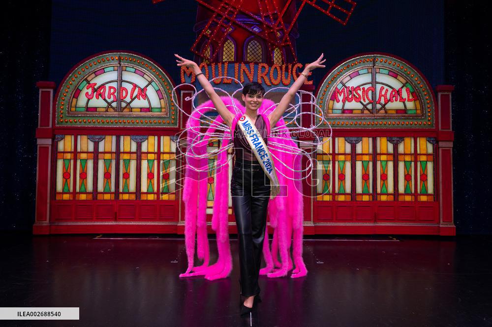 Exclusive - Miss France Visits The Moulin Rouge - Paris