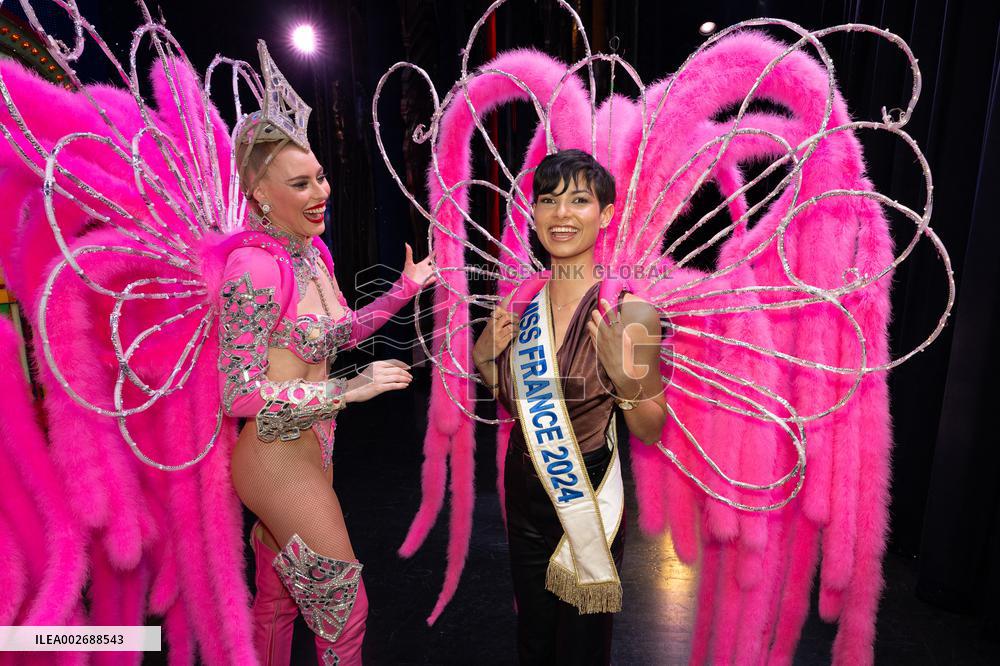 Exclusive - Miss France Visits The Moulin Rouge - Paris