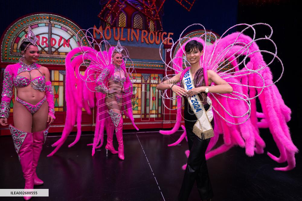 Exclusive - Miss France Visits The Moulin Rouge - Paris
