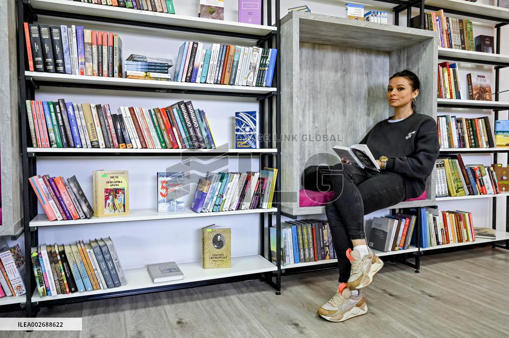 Opening of family library in Zaporizhzhia