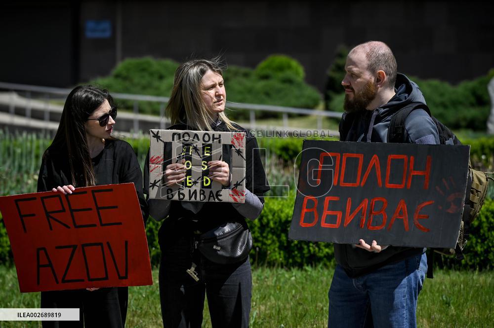 Rally in support of captive Mariupol defenders in Zaporizhzhia
