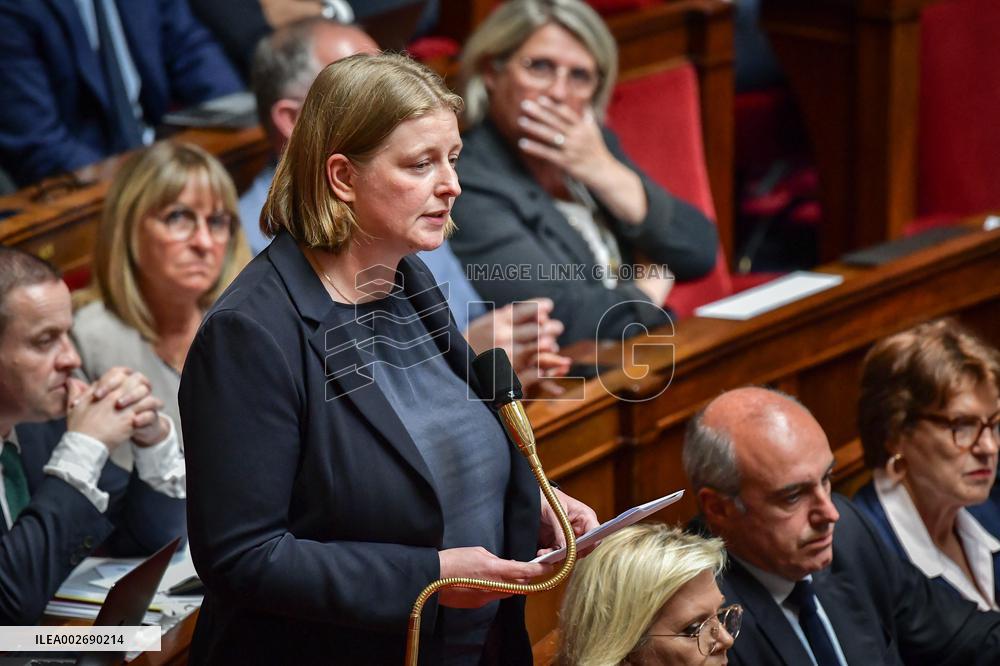 Questions to the government at the National Assembly in Paris FA