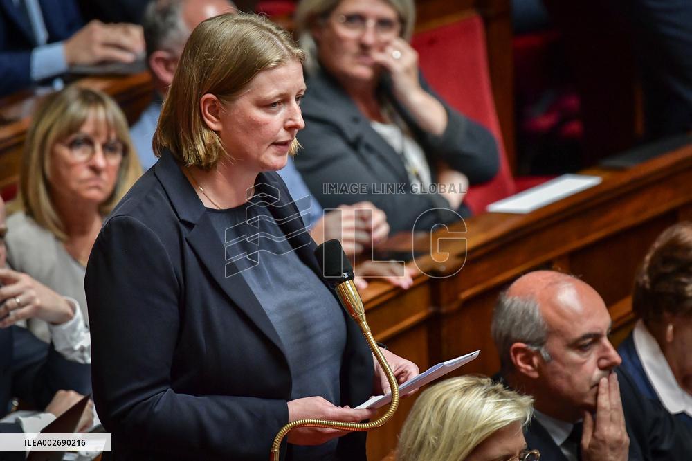 Questions to the government at the National Assembly in Paris FA