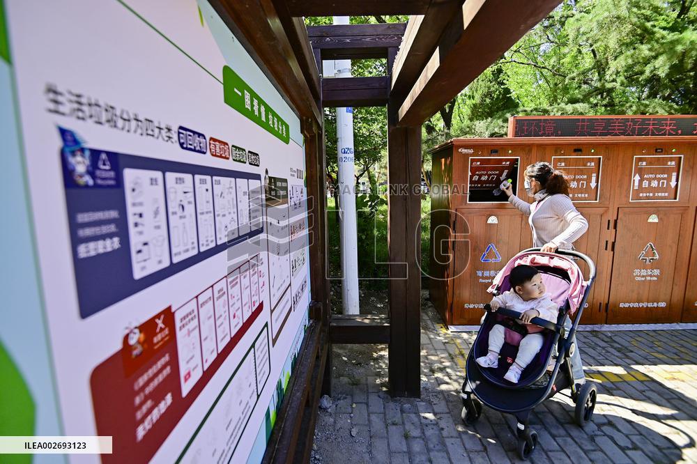 Intelligent Sensor Sorting Bins