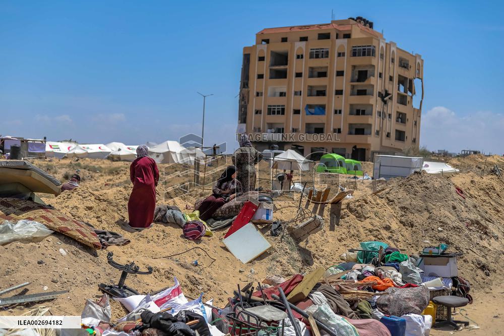 Almost 450,000 People Have Fled Rafah In A Week - Gaza